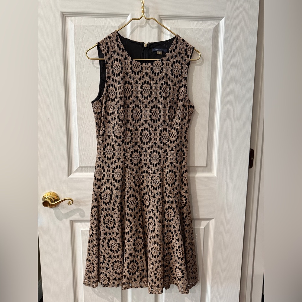 Tommy Hilfiger Black and Tan Sleeveless Lace Midi Dress